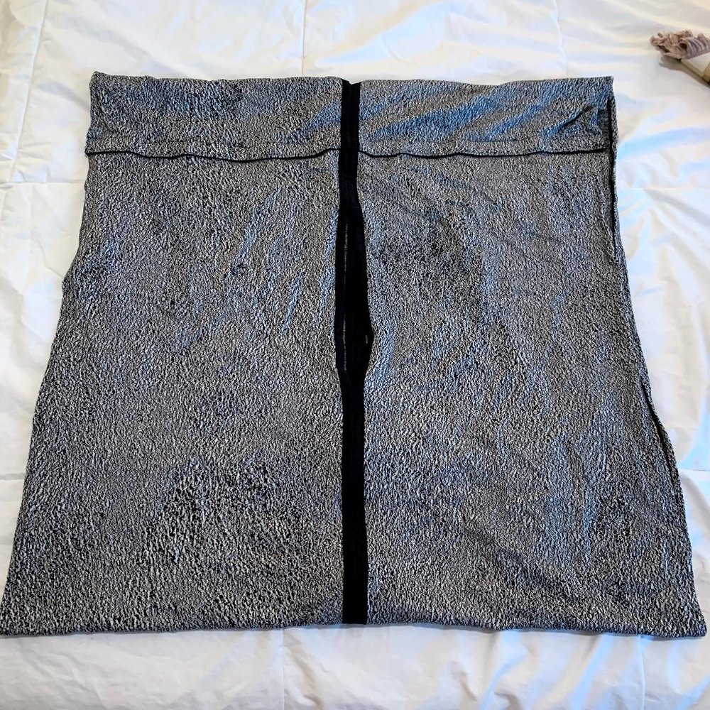 Lululemon Vinyasa Scarf- Like New